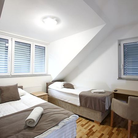Gostilna In Prenocisca Gedzo Hotel Novo Mesto Exterior photo